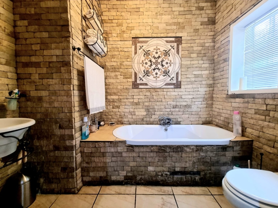 3 Bedroom Property for Sale in New Park Northern Cape